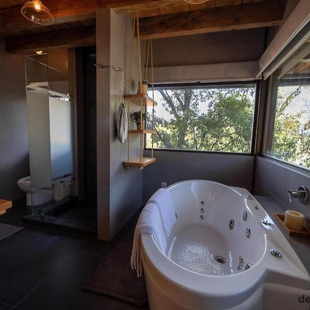Deluxe Cabin Located In The Woods With Private Jacuzzi - Valle 2 Valle de Bravo Exterior photo