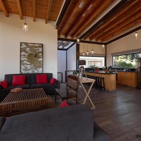 Deluxe Cabin Located In The Woods With Private Jacuzzi - Valle 2 Valle de Bravo Exterior photo